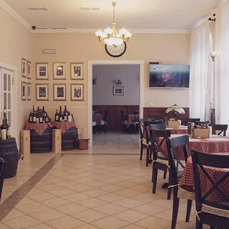 圣迈克尔酒店 酒店